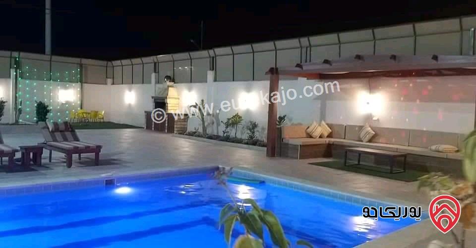 شـاليه مـفروش مساحة الأرض 550م والبناء 150م للبيع في البحر الميت منطقة الشونة الجنوبية الجوفة