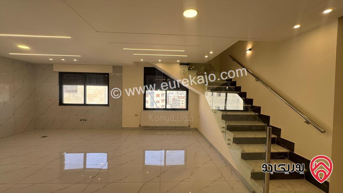 شقة فاخرة أرضية مساحة 202م داخلي و 40م خارجي للبيع في عمان - مرج الحمام