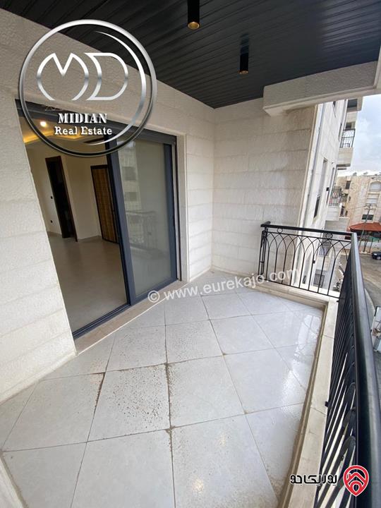 شقة طابقية فارغة للايجار في عمان - ضاحية الامير راشد مساحة 160م طابق ثاني تشطيبات ديكورات عصرية فاخرة جديدة لم تسكن