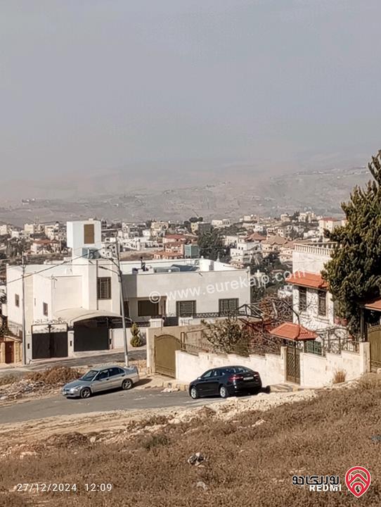 فيلا 200م على أرض 1دنم للبيع في عمان - ناعورام القطين يقبل عقار جزء من الثمن