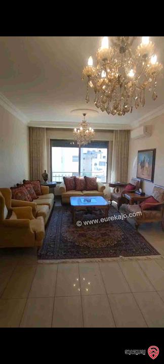 شقة طابق ثالث مساحة 210م للبيع في عمان - عبدون الشمالي