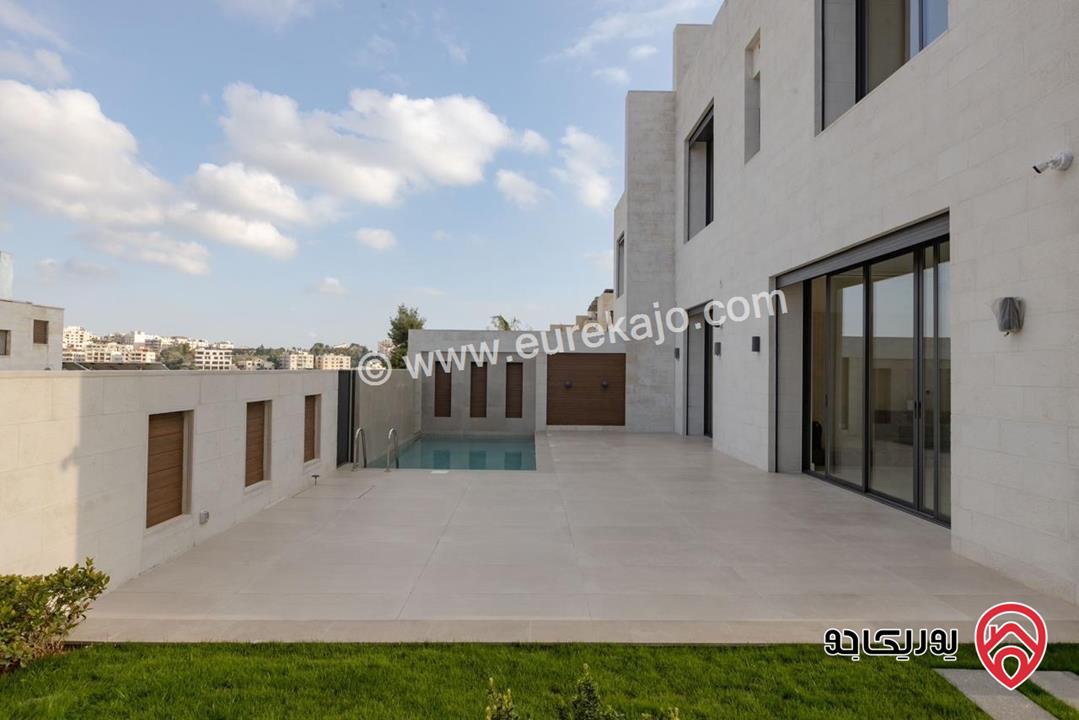 فيلا عدد 2 متلاصقات مساحة 780م على أرض 500م للبيع في عمان - دابوق منش 