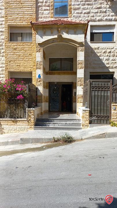 شقة طابق ارضي معلق مساحة 129م للبيع في عمان - الجبيهة 