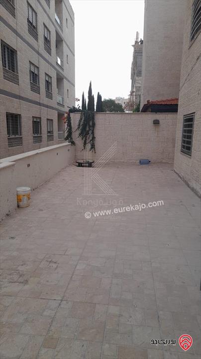 شقة فاخرة طابق ارضي مساحة 177م داخلي و 120م خارجي للبيع في عمان - شفا بدران