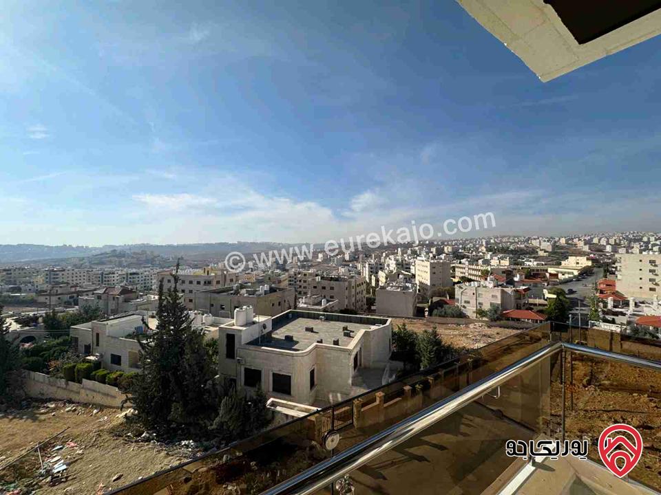 شقة بتشطيبات سوبر ديلوكس طابق أخير مع روف مساحة 175م للبيع في عمان - شفا بدران 