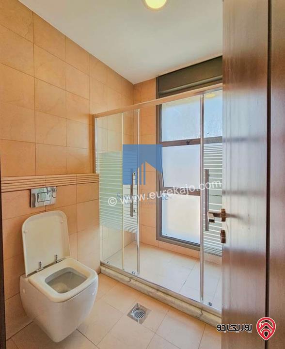 شقة طابقية طابق اول 223م تشطيب سوبر ديلوكس للبيع في عمان - دير غبار