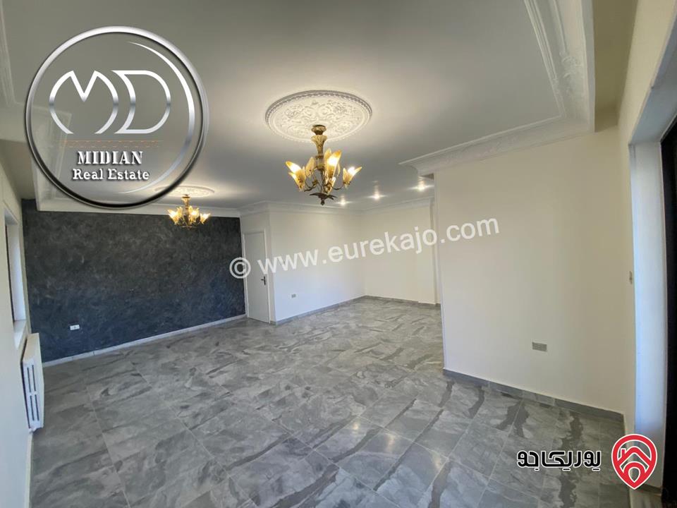 شقة للبيع في عمان - ام السماق مساحة 165م طابق ثالث تشطيبات سوبر ديلوكس اطلالة جميلة بسعر مميز جداً