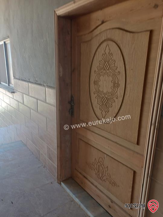عمارة من طابق واحد اربع شقق للبيع في المفرق