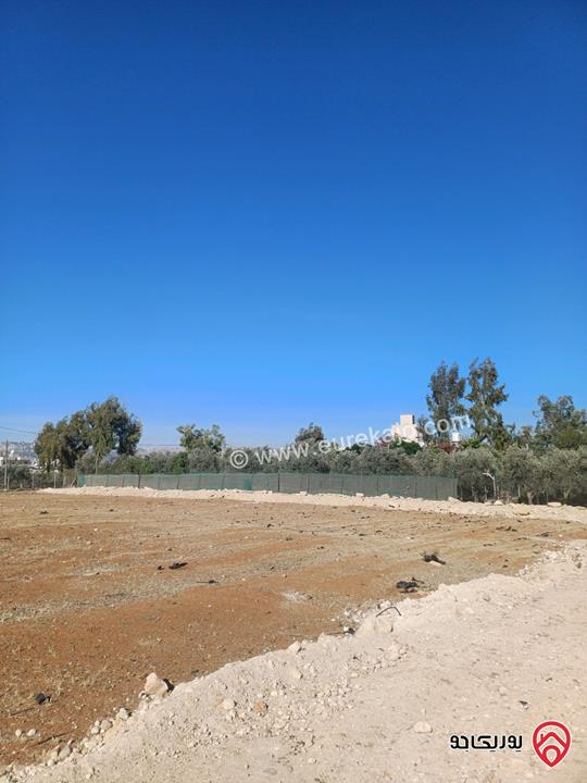 قطع أراضي مساحات من 700م² إلى 760م² للبيع بأسعار مميزة ومنافسة من المالك مباشرة في عمان - موبص 