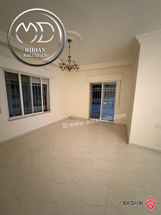 شقة فارغة للايجار في عمان - ضاحية الرشيد مساحة 170م طابق اول تشطيبات سوبر ديلوكس بسعر مميز جداً