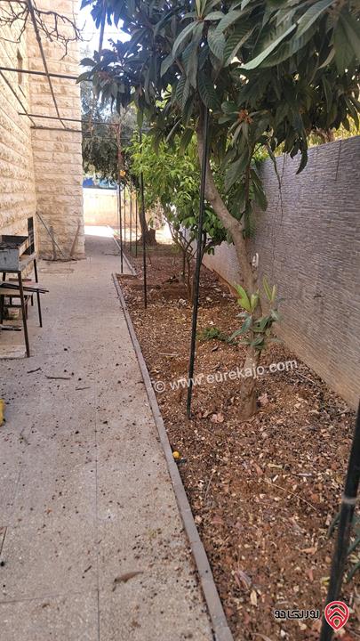 فيلا مستقلة مساحة 650م على أرض 850م للبيع في عمان - الصويفية