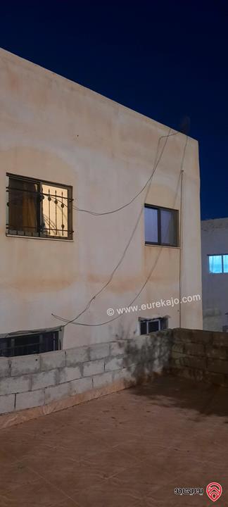بيت مستقل مكون من 3 طوابق على أرض 252م للبيع في عمان - ماركا الجنوبية 