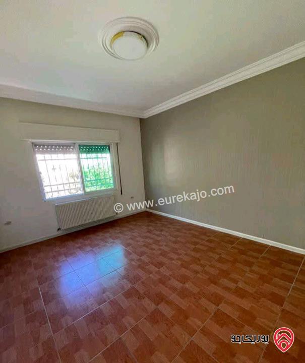 شقة فارغة مساحة 190م طابق ثاني للايجار في عمان - خلدا