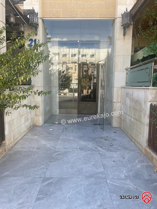 شقة مساحة 200م طابق أول للبيع في عمان - تلاع العلي