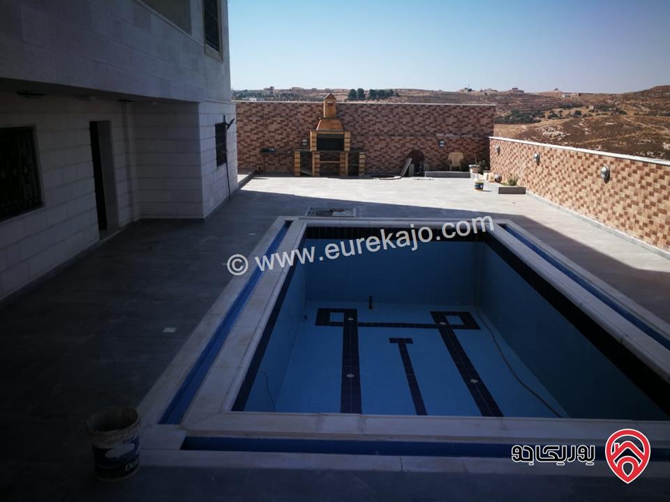 فيلا مساحة 650م على أرض 653م للبيع في عمان - ناعور