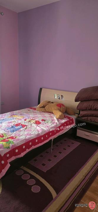 شقة طابق ثاني مساحة 223م للبيع في عمان - خلدا