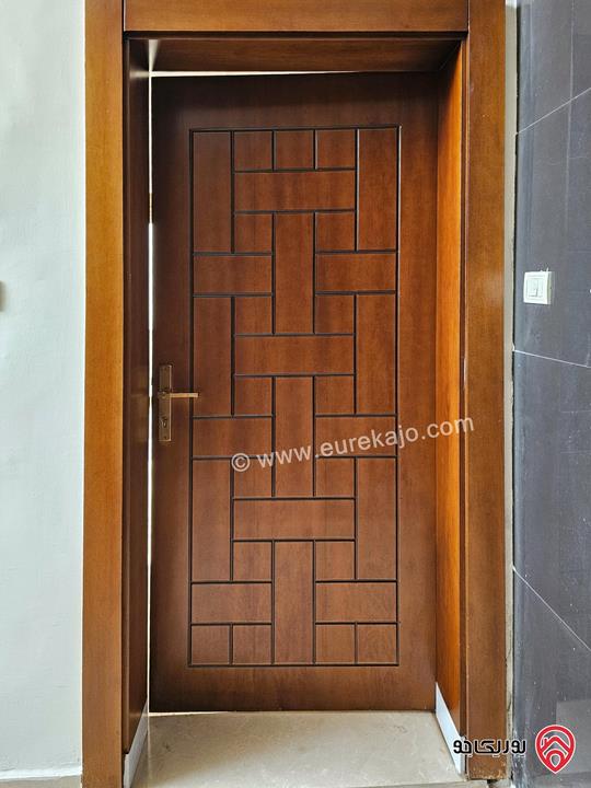 شقة سوبر ديلوكس جديدة - طابقية - مساحة 223م طابق أول للبيع في عمان - دير غبار