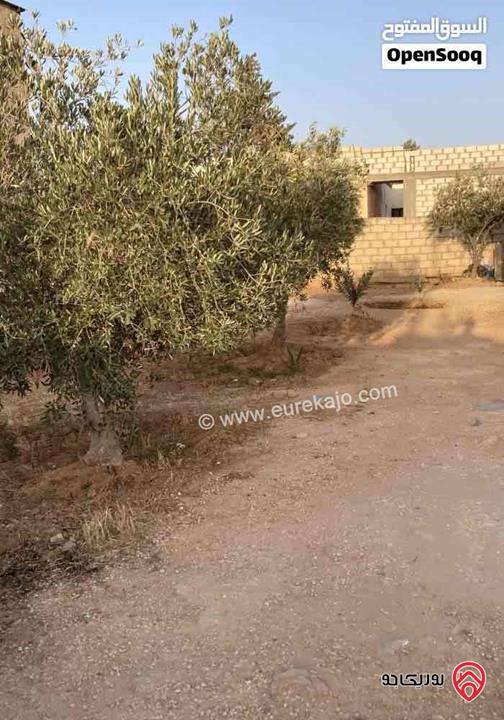 منزل مستقل مساحة 160م على أرض 1050م للبيع في محافظة المفرق - الباعج
