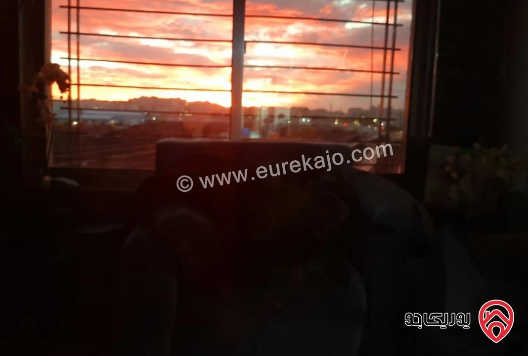 شقة طابق ثالث مساحة 140م للبيع في عمان - حي الصحابة