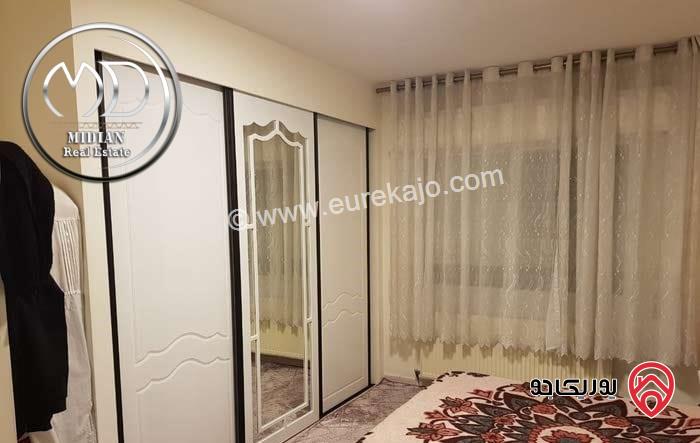 شقة للبيع في عمان - الجندويل مساحة 130م طابق اول تصلح للاستثمار مجددة بالكامل بسعر مميز جداً