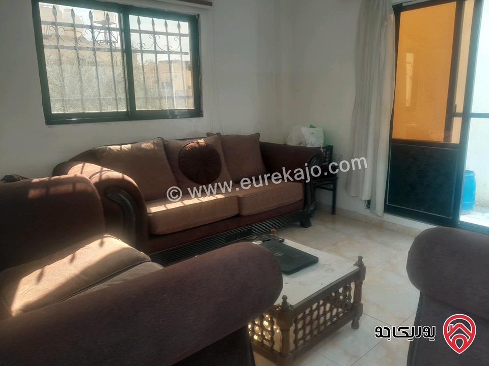 منزل مستقل مساحة 130م على أرض 294م للبيع في الزرقاء - حي جبر