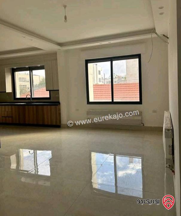 شقة فارغة أرضية مساحة 230م للايجار في عمان - ضاحية الأمير راشد 