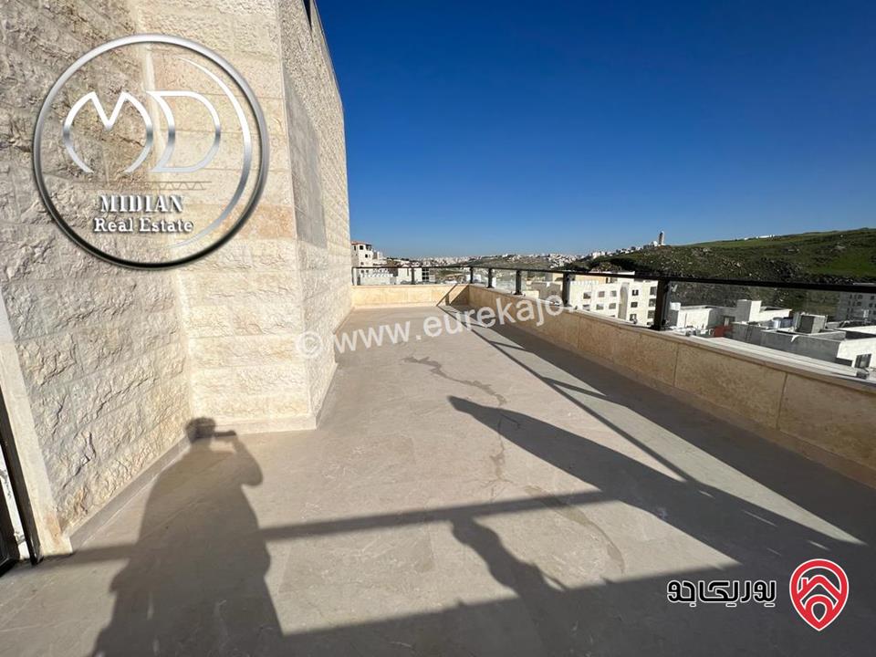 شقة جديدة للبيع طابق ثالث في عمان - دير غبار مساحة 250م مع ترس 50م تشطيبات و ديكورات فاخرة اطلالة رائعة