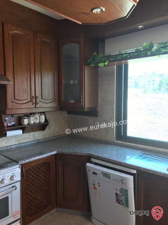 شقة مفروشة مساحة 150م للبيع في عمان -  الكرسي 