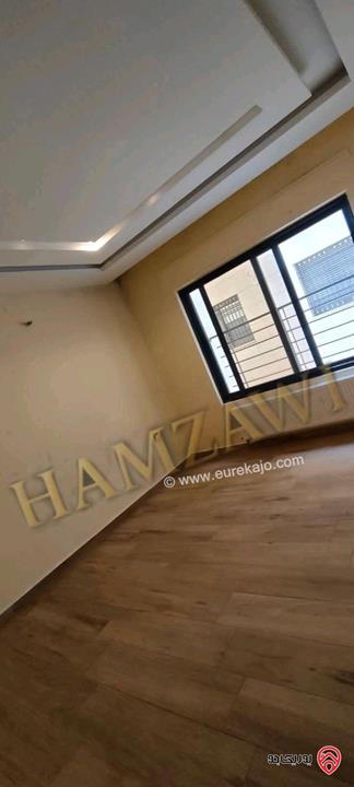 شقة فاخرة طابق رابع مساحة 160م للايجار في عمان - ربوة عبدون 