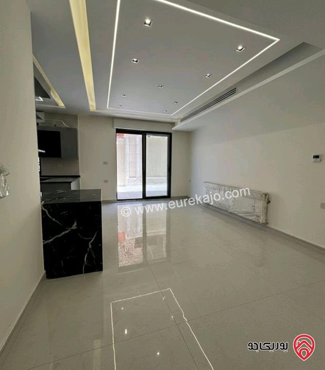 شقة شبه أرضية مساحة 200م للايجار في عمان - دابوق 