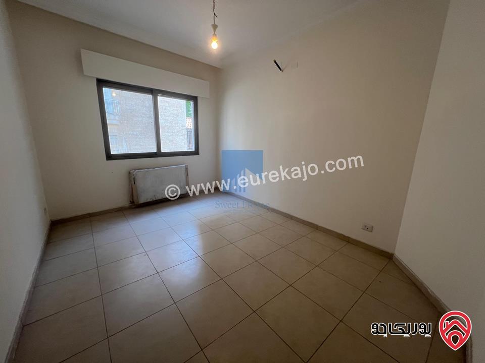 شقة طابق ثاني 167م تشطيب سوبر ديلوكس للبيع في عمان - خلدا