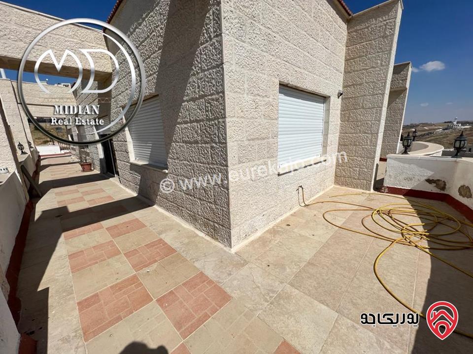 رووف طابقي فارغ  مساحة 380م للايجار في عمان - عبدون اطلالة جميلة