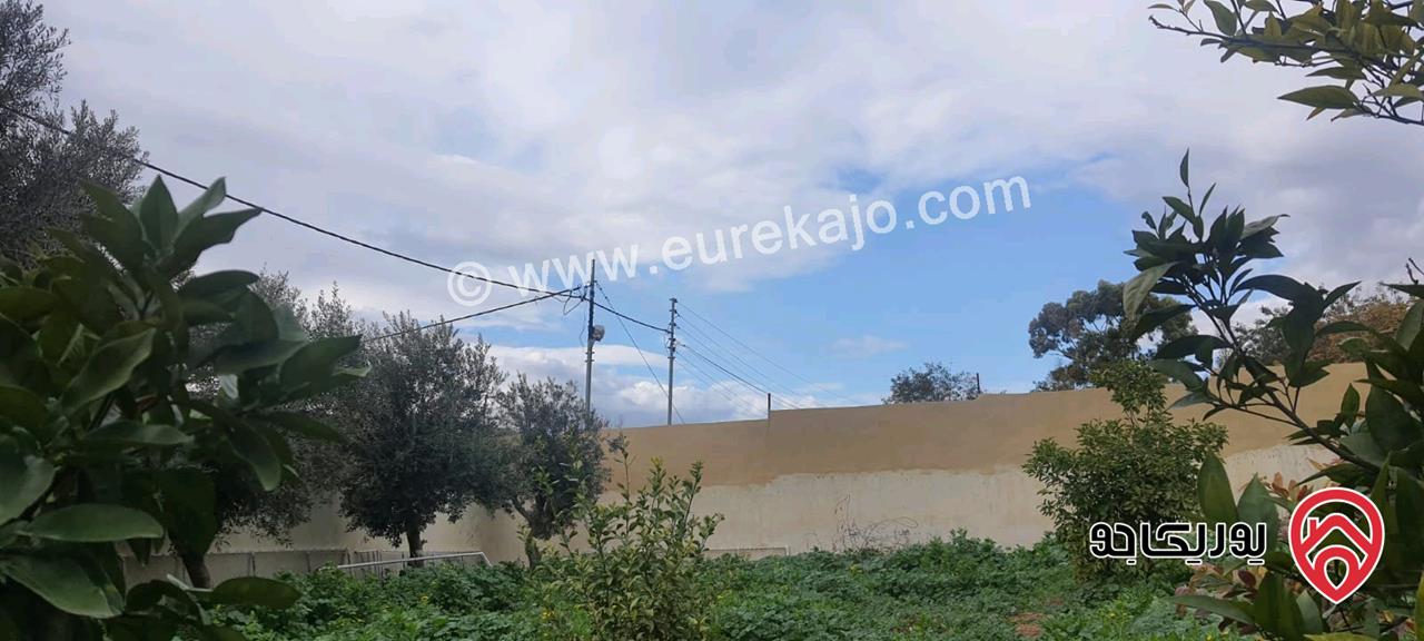 بيت ريفي مساحة 100م مع ارض 900م للبيع في الاغوار الشمالية - منطقة كريمة