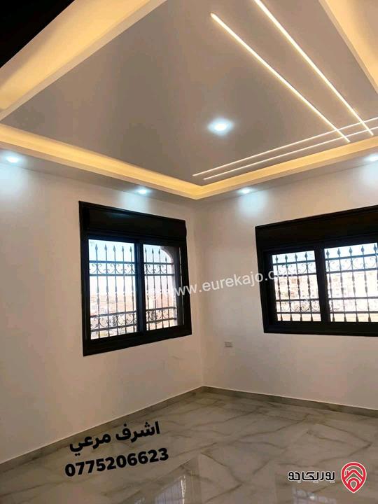 شقق فخمة مساحة 100م لم تسكن للبيع بأسعار مناسبة في الزرقاء الجديدة