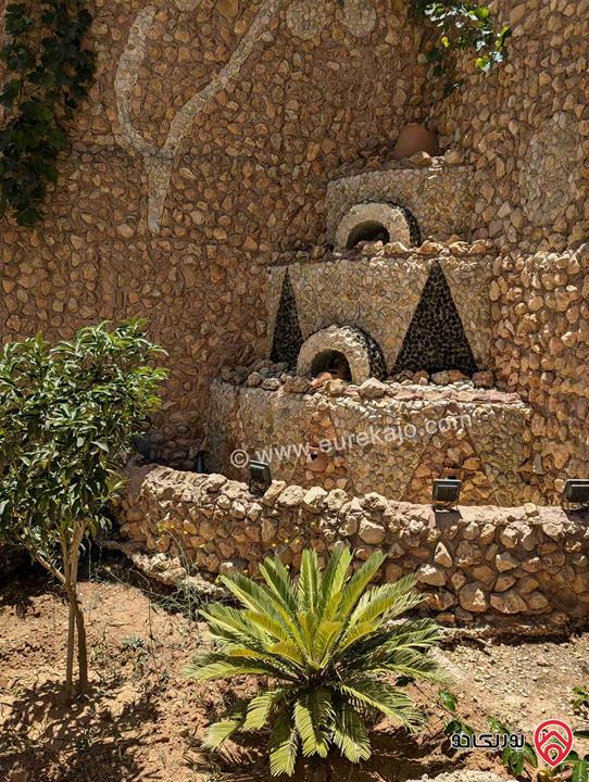 شقة ديلوكس أرضية مساحة 240م داخلي و 300م خارجي للبيع في عمان - تلاع العلي