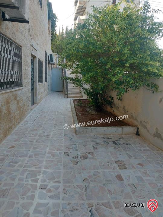 شقة مساحة 184م داخلي و 70م خارجي للبيع في عمان - مرج الحمام دوار البكري