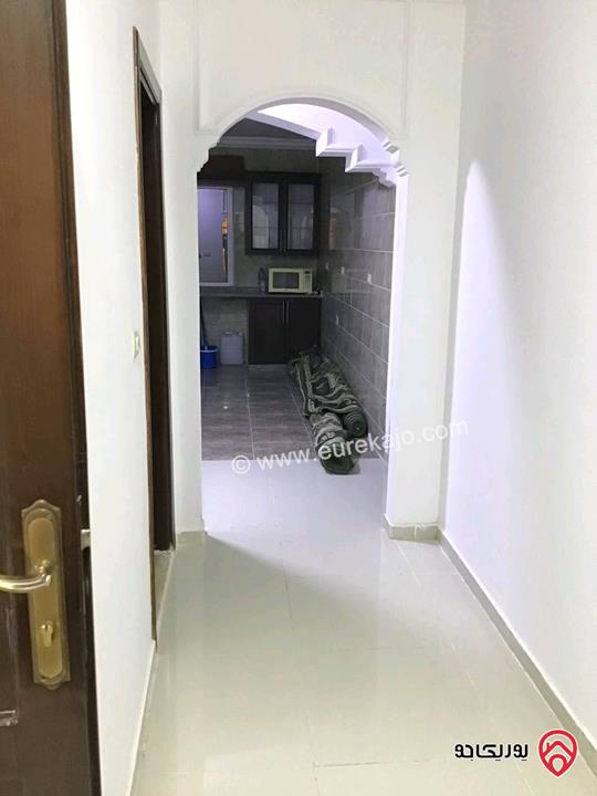 رووف طابق ثاني فني مساحة 330م للبيع في اربد - الحصن