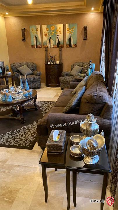 شقة طابق اول مساحة 255م للبيع في عمان - تلاع العلي