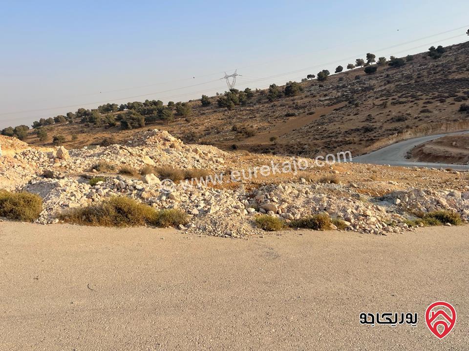 قطعة أرض مساحة 902م للبيع في الزرقاء - بيرين - اسكان الجامعة الاردنية