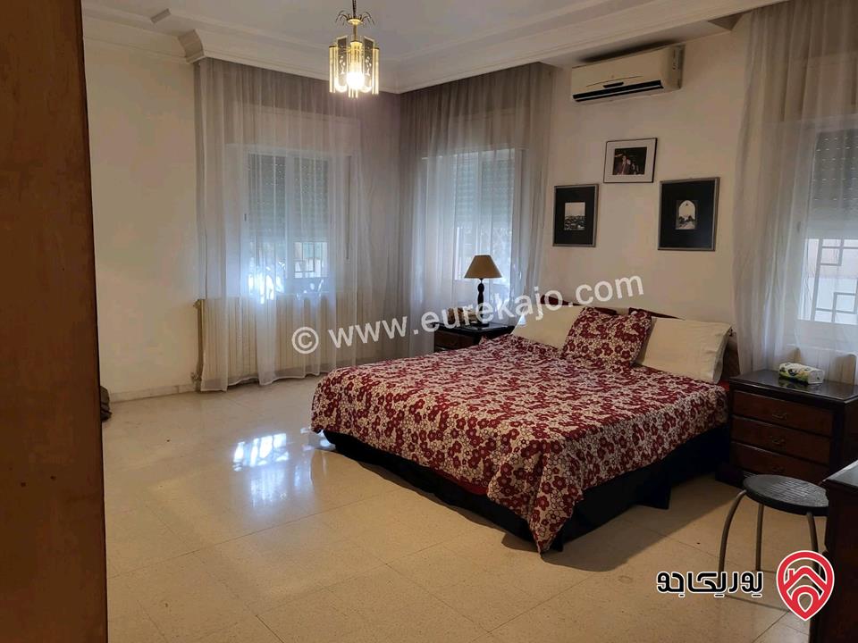 شقة أرضية دوبلكس مساحة 319م داخلي و 100م خارجي للبيع في عمان - ام السماق