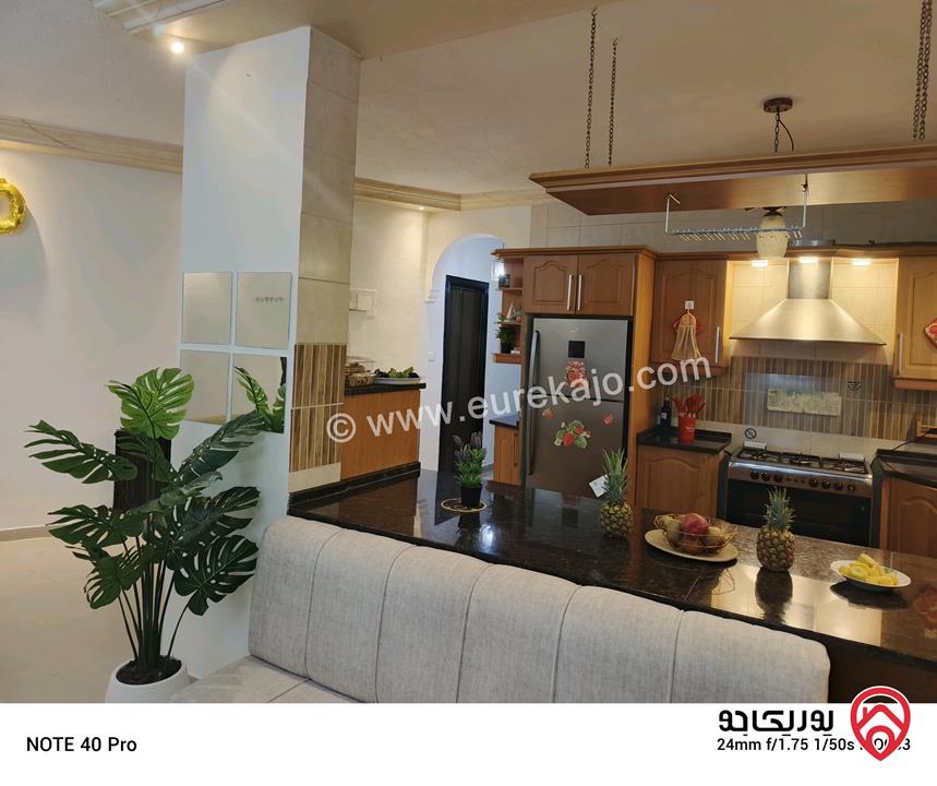 شقة طابق ثالث مساحة 110م للايجار في عمان - أم السماق 