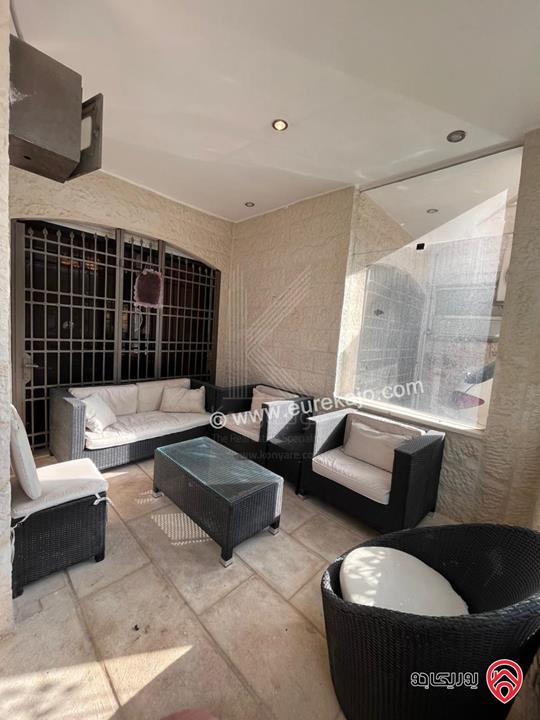 فيلا متلاصقة مساحة 600م على أرض 400م للايجار في عمان - عبدون