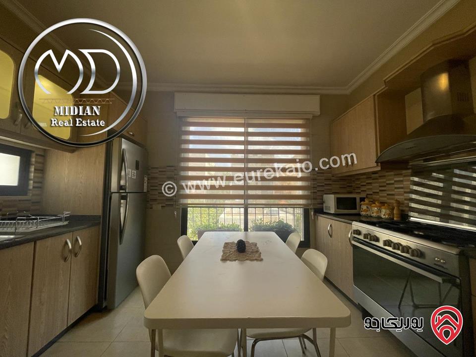 شقة مفروشة فاخرة للايجار في عمان - الجندويل مساحة 170م طابق ثالث تشطيبات وديكورات سوبر ديلوكس بسعر مميز