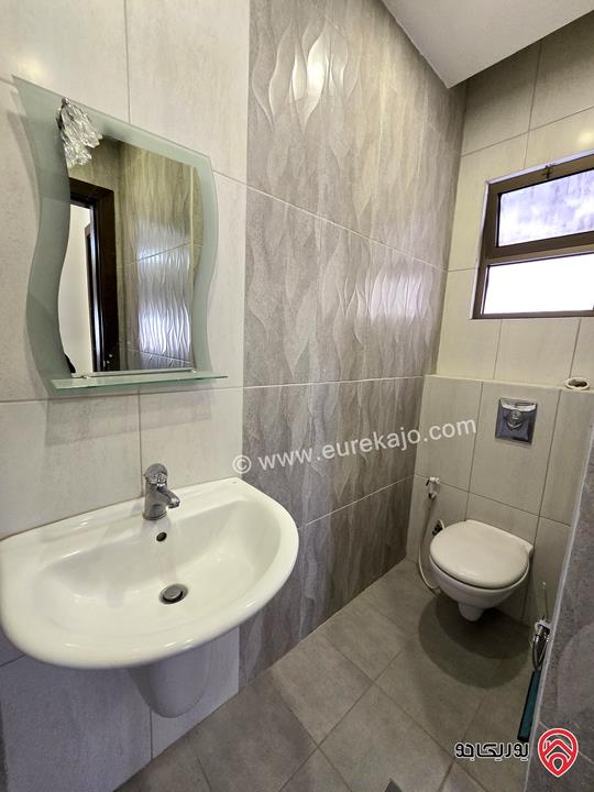 شقة مفروشة مميزة مساحة 130م طابق ثالث للإيجار في عمان - الرابية