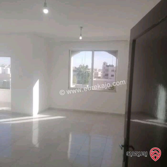 شقة فارغة طابق ثالث مساحة 135م بدون مصعد للايجار في عمان - البنيات شارع الحرية 