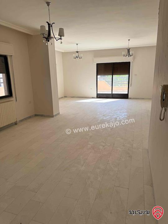 روف طابقي مساحة 349م للبيع في عمان - موقع مميز بالقرب من الدوار الخامس 