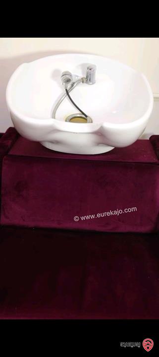 صالون سيدات مساحة 45م للبيع في الزرقاء الجديدة 