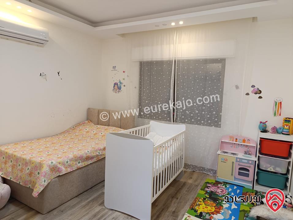 شقة تشطيبات سوبر ديلوكس مساحة 180م داخلي و 120م خارجي بإطلالة مميزة وسعر مغري للبيع في عمّان – ضاحية الياسمين (ربوة عبدون)