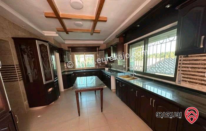 شقة سوبر ديلوكس طابق أرضي من فيلا مساحة 400م للايجار في عمان - دابوق 