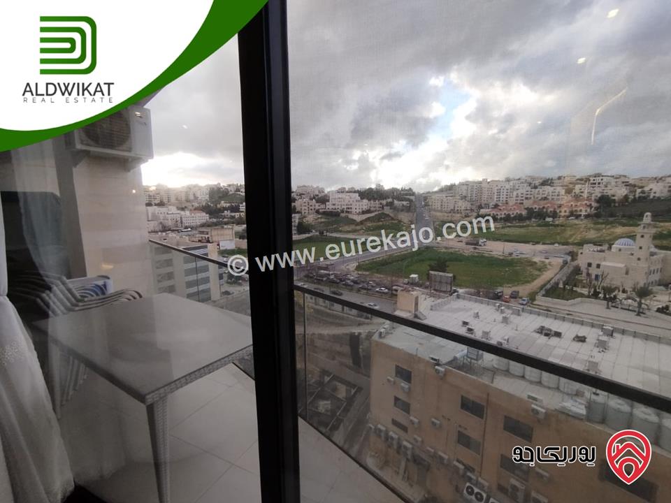 شقة للبيع في عمان - خلدا طابق اول مساحة البناء 205م ومساحة الترس 30م